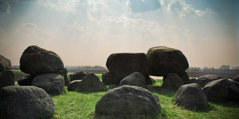 济南网站建设公司如何评估？从案例、技术到服务的全方位考察指南
